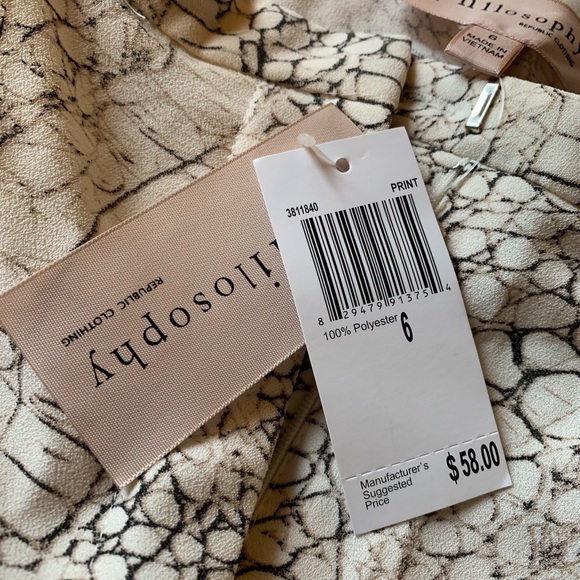 NWT white snakeskin Philosophy shorts size 6 - Picture 7 of 8